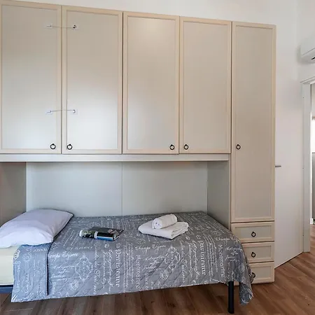 Apartment Matta 400 Mt From The - Happy Sirmione